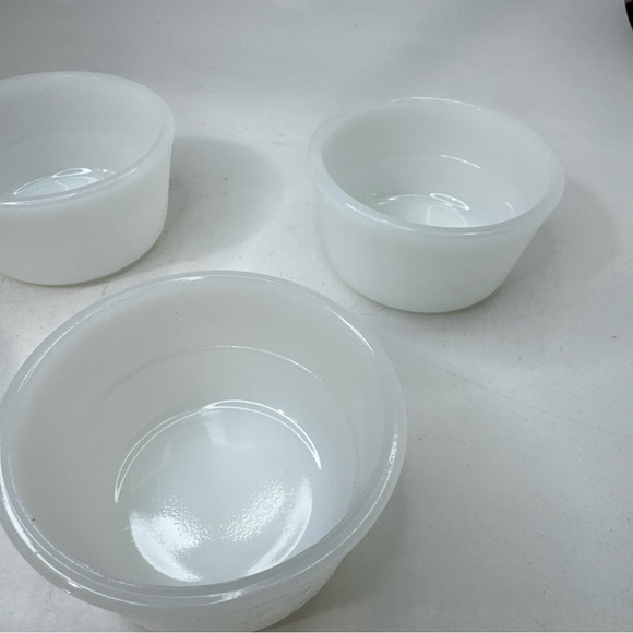 Vintage GlasBake White Milk Glass Ramekin Custard Cups Set of 5 - Picture 2 of 6